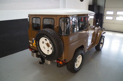 Toyota LANDCRUISER FJ40 Hardtop Fully Restored ! (1980)