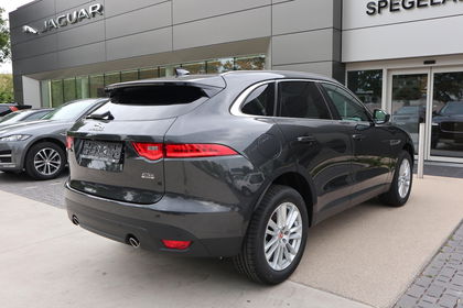 Jaguar F-Pace Prestige