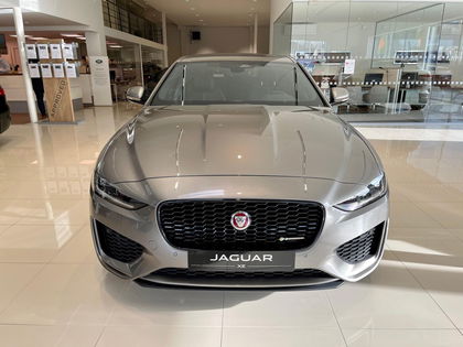 Jaguar XE SE R-Dynamic - NOW