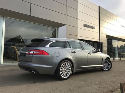 Jaguar XF 2.2 D / 27.600 km