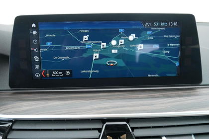 BMW Serie 5 520 dA Business Edition Corporate LEDER/CUIR LED GPS PDC CAM OD/TO Head-Up H/K Verw. Sportzetels