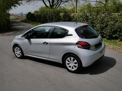 Peugeot 208 access 1.6 blue hdi