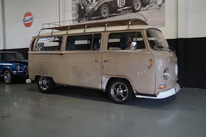 Volkswagen T2 T2A Deluxe Rat Look Full Technical  Restoration (1969)