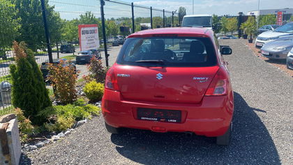 Suzuki Swift Swift 1.3i # Garantie # Clim # Car-Pass #