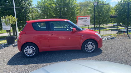 Suzuki Swift Swift 1.3i # Garantie # Clim # Car-Pass #