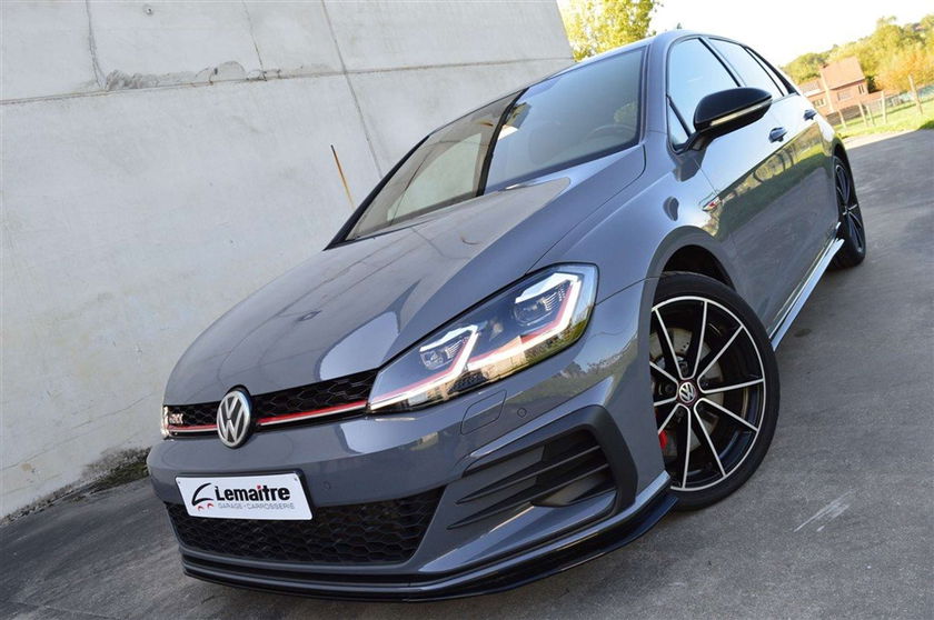 Volkswagen Golf GTI