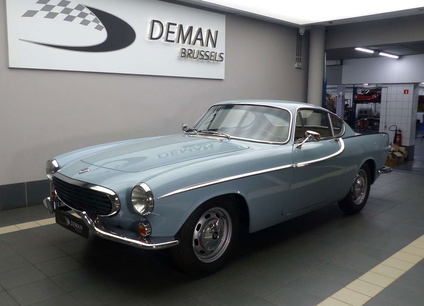 Volvo P1800