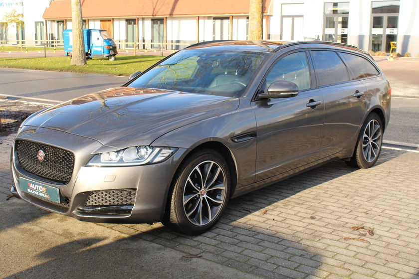 Jaguar XF