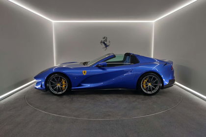 Ferrari 812 GTS - Tailor Made - Full matt carbon - Full PPF