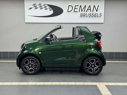 Smart fortwo Cabrio * Prime * Sièges chauffants * 90 cv *