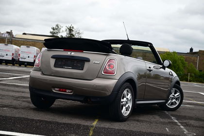 MINI Cabrio One TAKE AWAY PRICE!! / VELVET SILVER / BOOST RADIO