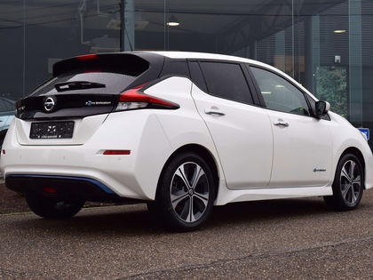 Nissan LEAF 40 kWh N-Connecta