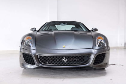 Ferrari 599 GTB FIORANO 6.0 F1 - Ceramic Brakes - Dealer Maint