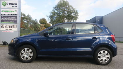 Volkswagen Polo Sedan 1.6 CR TDi Trendline DPF