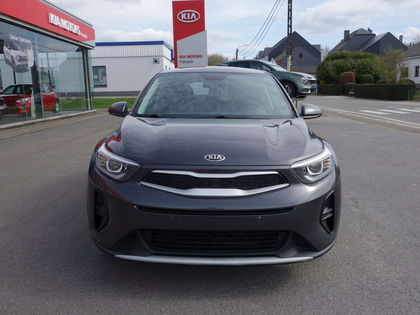 Kia Stonic 1.2i Easy ISG 84 cv +GPS, caméra, jantes alu