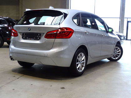 BMW Serie 2 216 d Active Tourer **FACELIFT-NAVI-CRUISE-PDC**