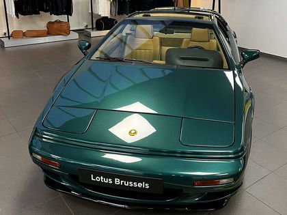 Lotus Esprit LOTUS V8 - !!! 1st Owner - Only 5867km !!!