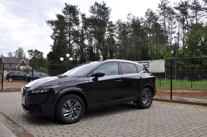 Nissan Qashqai 1.3 DIG-T MHEV Acenta "Connect & Design Pack"