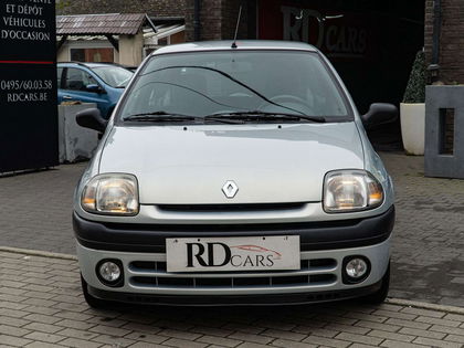 Renault Clio 1.2i *1ER PROPRIO*JANTES ALU*GARANTIE 12 MOIS