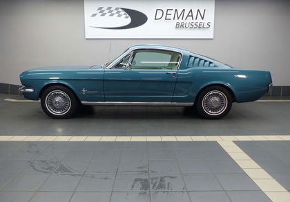 Ford Mustang Fastback * manual gearbox * 200 c.i. * matching