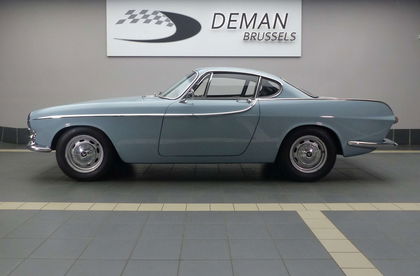 Volvo P1800 S * power steering * original color * overdrive