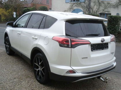 Toyota RAV4 2.0i AWD C.