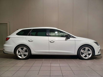 SEAT Leon 1.5i Sportstourer FR //trekhaak//panodak//cruise//