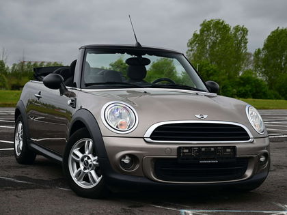 MINI Cabrio One TAKE AWAY PRICE!! / VELVET SILVER / BOOST RADIO