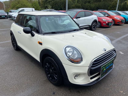 MINI One 1.2 ESSENCE 75 CV 3 PORTES AIRCO GARANTIE 12 MOIS