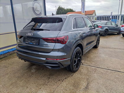 Audi Q3 45 TFSIe PHEV S line tronic (180 kW)