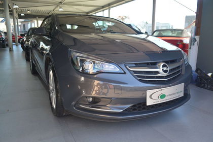 Opel Cascada 2.0 CDTi Cosmo S LEDR / NAVI + CAMERA / 1e EIG.