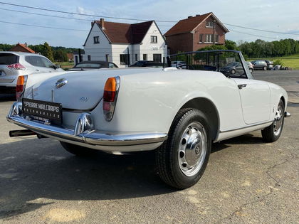 Alfa Romeo Giulia 1600 Spider Tipo 101.23 / RESTAURATION COMPLETE