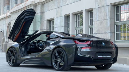 BMW i8 11.6 kWh PHEV Roadster-VERKOCHT/VENDU/SOLD