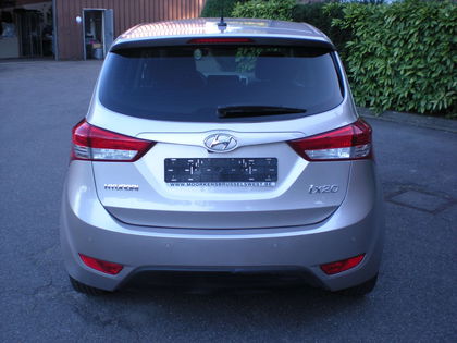 Hyundai ix20 AUTOMATIQUE 1.6i