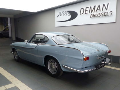 Volvo P1800 S * power steering * original color * overdrive