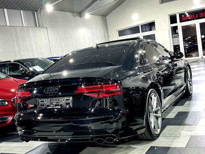 Audi V8 S8 Plus 4.0 TFSI Pack Carbon Ceramic Black Edition