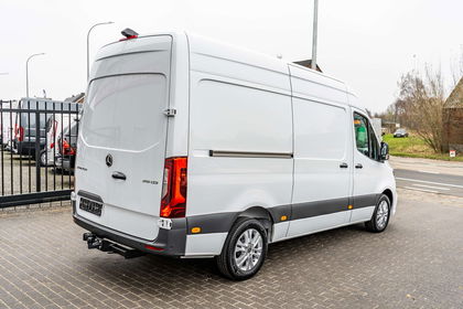 Mercedes Sprinter 319 L2H2 - Adaptive CC / Trekhaak 3.5T - 55.000ex