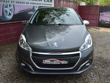 Peugeot 208 1.6BlueHDi Style NEUF NAV SENS AR CLIM 46.871KM