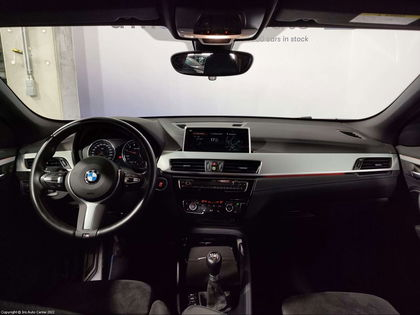 BMW X2 SDRIVE 18I |PACK M | NAVI | AIRCO | PARK ASSIST