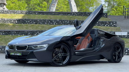 BMW i8 11.6 kWh PHEV Roadster-VERKOCHT/VENDU/SOLD