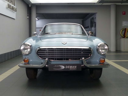 Volvo P1800 S * power steering * original color * overdrive