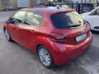 Peugeot 208 1.2i Style clim navi superbe ⚡️⚡️⚡️⚡