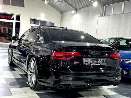 Audi V8 S8 Plus 4.0 TFSI Pack Carbon Ceramic Black Edition