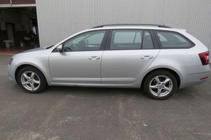 Skoda Octavia 1.0 TSI Ambition - Navigatie - PDC -Smartlink -LED