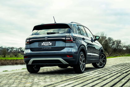 Volkswagen T-Cross 1.5 TSI STYLE | PDC CAMERA | 18" VELGEN | CARPLAY