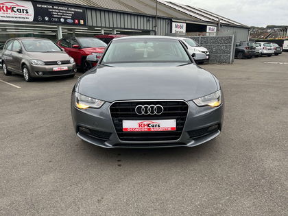 Audi A5 2.0 TDi // CLIMATISATION // JANTES // NAVIGATION