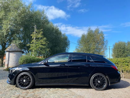 Mercedes CLA 180 iA Shooting Brake AMG-PACK Full-LED/Camera/Cruise