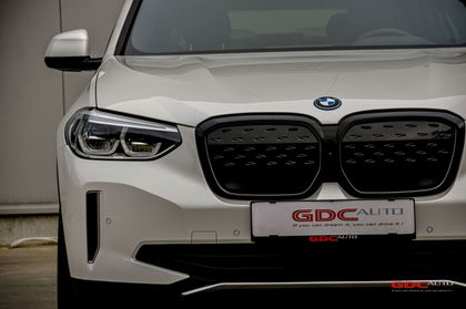 BMW X3 M iX3 PACK - IMPESSIVE - PANODAK -