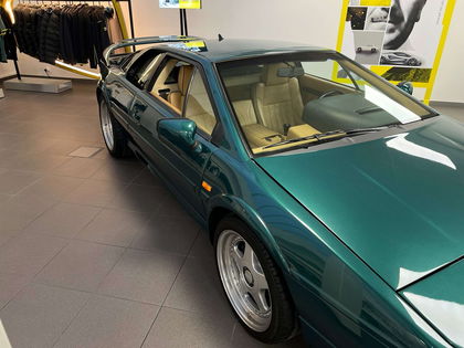 Lotus Esprit LOTUS V8 - !!! 1st Owner - Only 5867km !!!