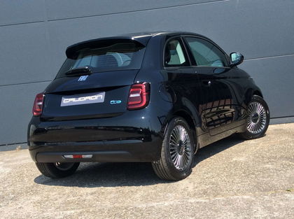 Fiat 500 500e 42kWh 'Icon' ✔Incl. 3 Jaar Fabriekswaarborg!